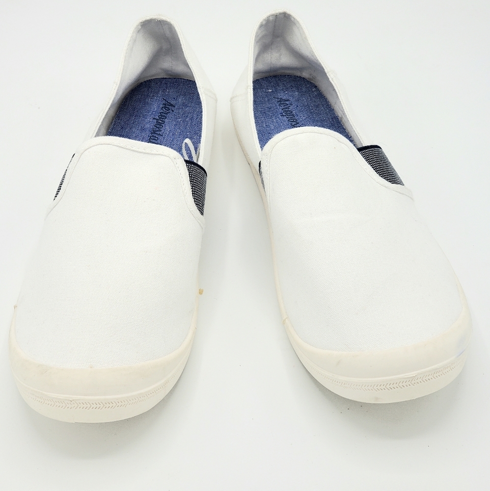 AEROPOSTALE WHITE FLAT WOMEN SHOES SZ 10